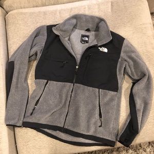 North face size small